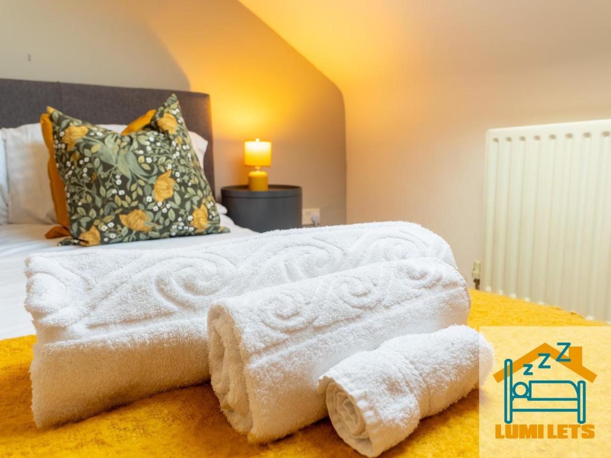 2Br Home In Barrow-In-Furness Sleeps 8 Close To Bae Systems, Hospital, Lakes Extérieur photo