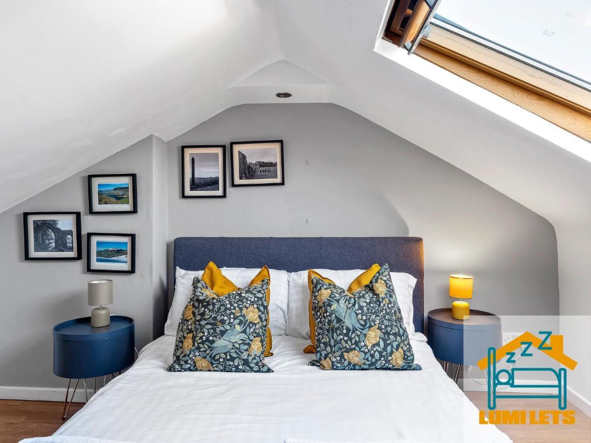 2Br Home In Barrow-In-Furness Sleeps 8 Close To Bae Systems, Hospital, Lakes Extérieur photo